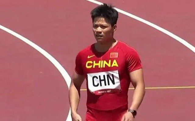 美女被啪到深处